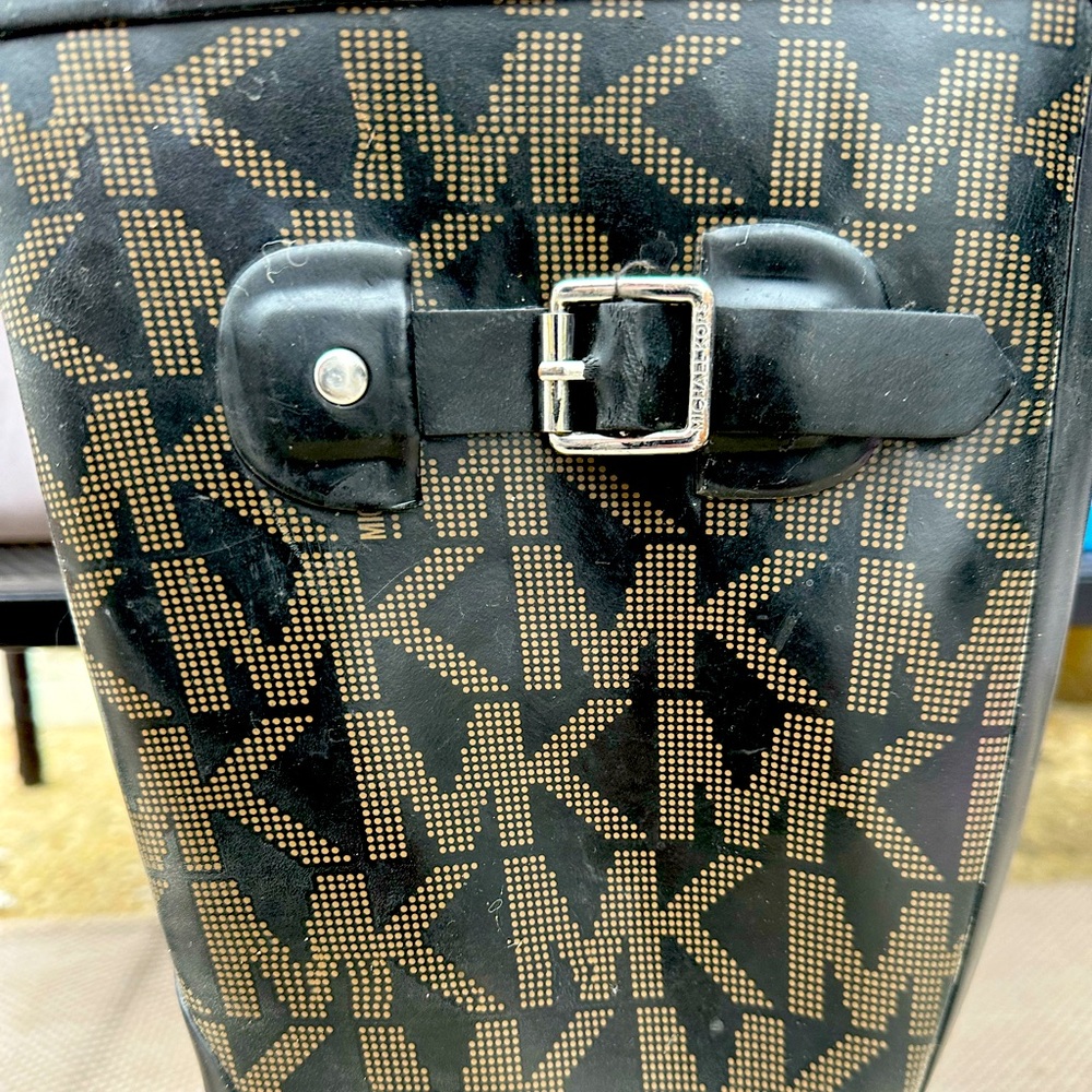 Michael Kors rain boots